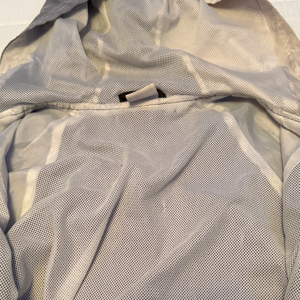Vintage Fila Kids Hooded Windbreaker Full Zip Jacket Youth Size 10-12 Hoodie